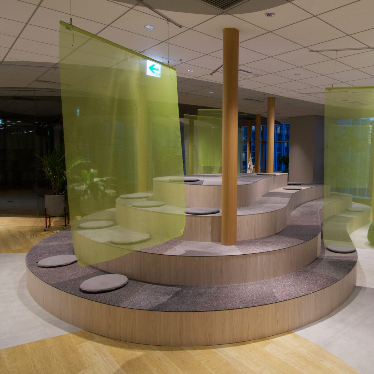 古着 企業ユニフォーム 制服 作業服 子供服 学生服 スーツ スポーツウェア リサイクル アップサイクル